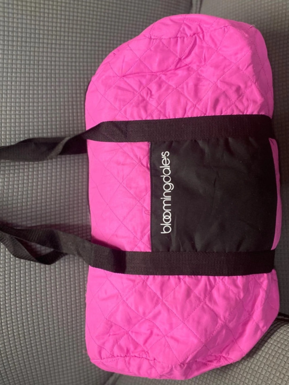 “Like New” Bloomingdale's Hot Pink Quilted Tote. Measures:  (20”L X 14”H X 10”W)